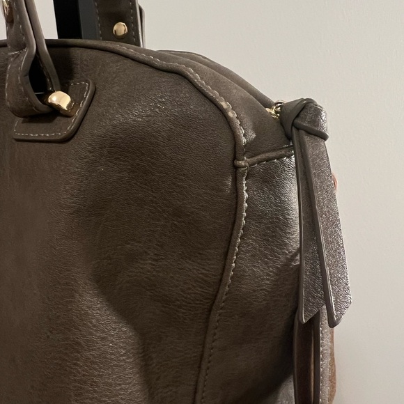 Sasha + Sofi Taupe Brown Gray Faux Leather Crossbody Purse Double Handle… - Picture 5 of 8